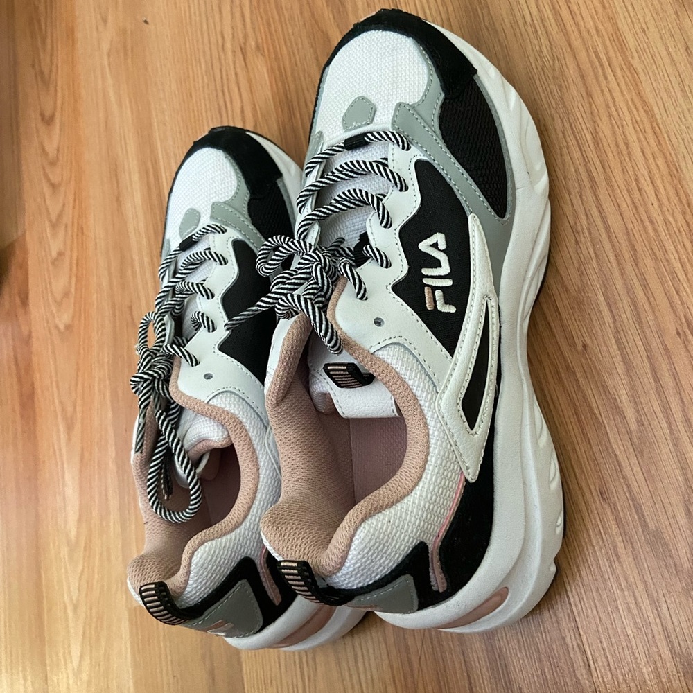 Fila Sneakers